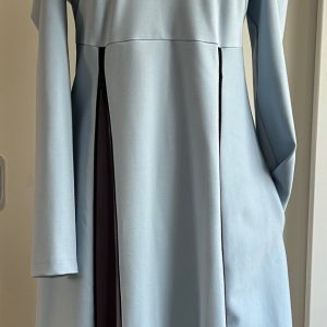 hellblaues St. Tropez Kleid, Kleid für Hochzeitsgast, Kleid mit Schal, Kleid mit Taschen, hellblaues Kleid, Sommerkleid, handgefertigtes Kleid, genäht in Augsburg