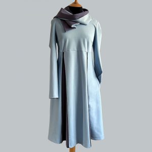 hellblaues St. Tropez Kleid, Kleid für Hochzeitsgast, Kleid mit Schal, Kleid mit Taschen, hellblaues Kleid, Sommerkleid, handgefertigtes Kleid, genäht in Augsburg